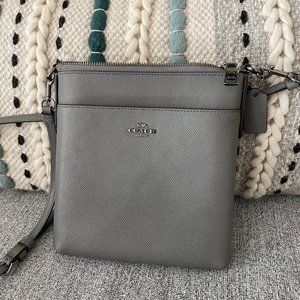 Coach Kitt Messenger Cross Body